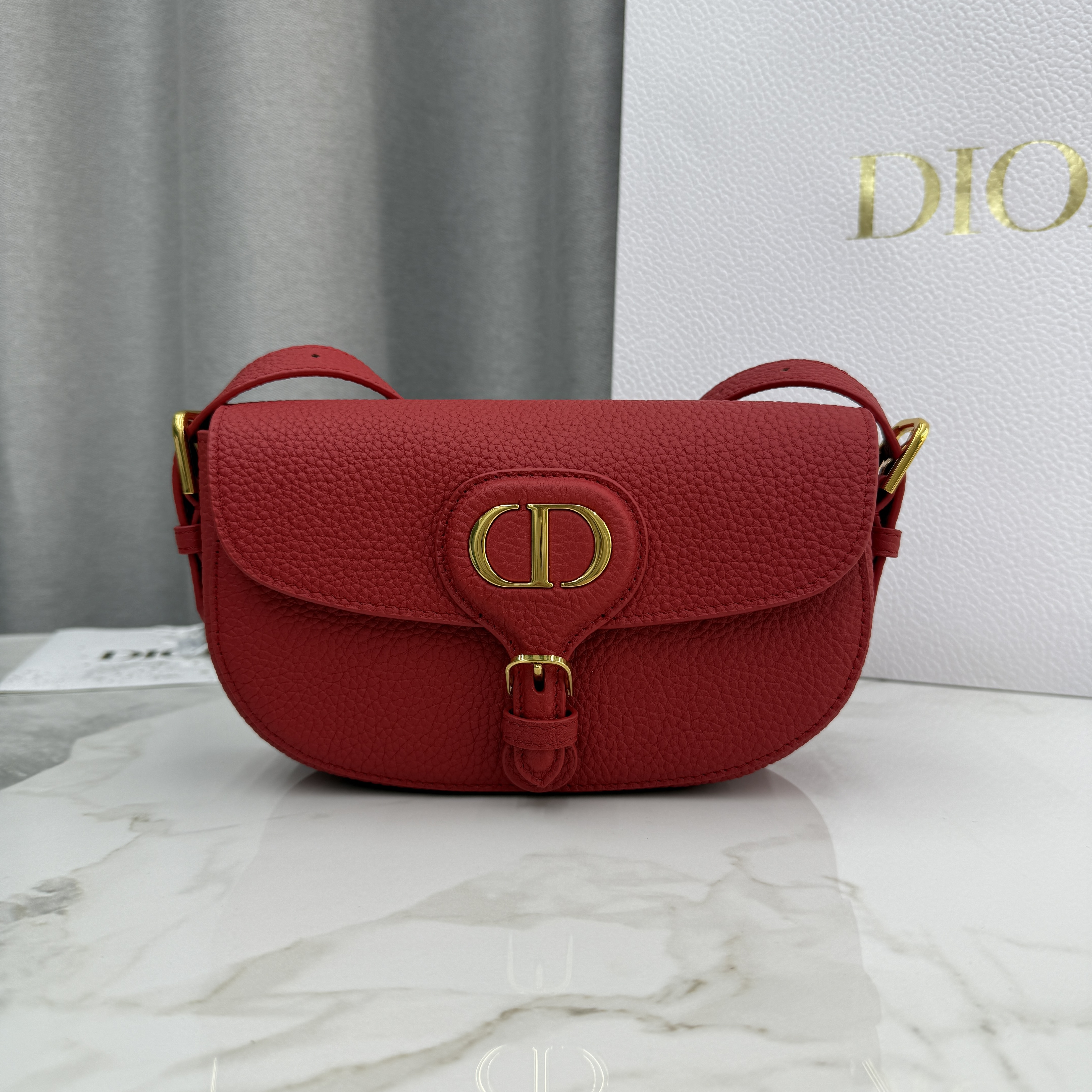 Dior-Small-Bobby-East-West-Flap-Shoulder-Bag-Red-Grained-Calfskin-Leather-21x12x5CM